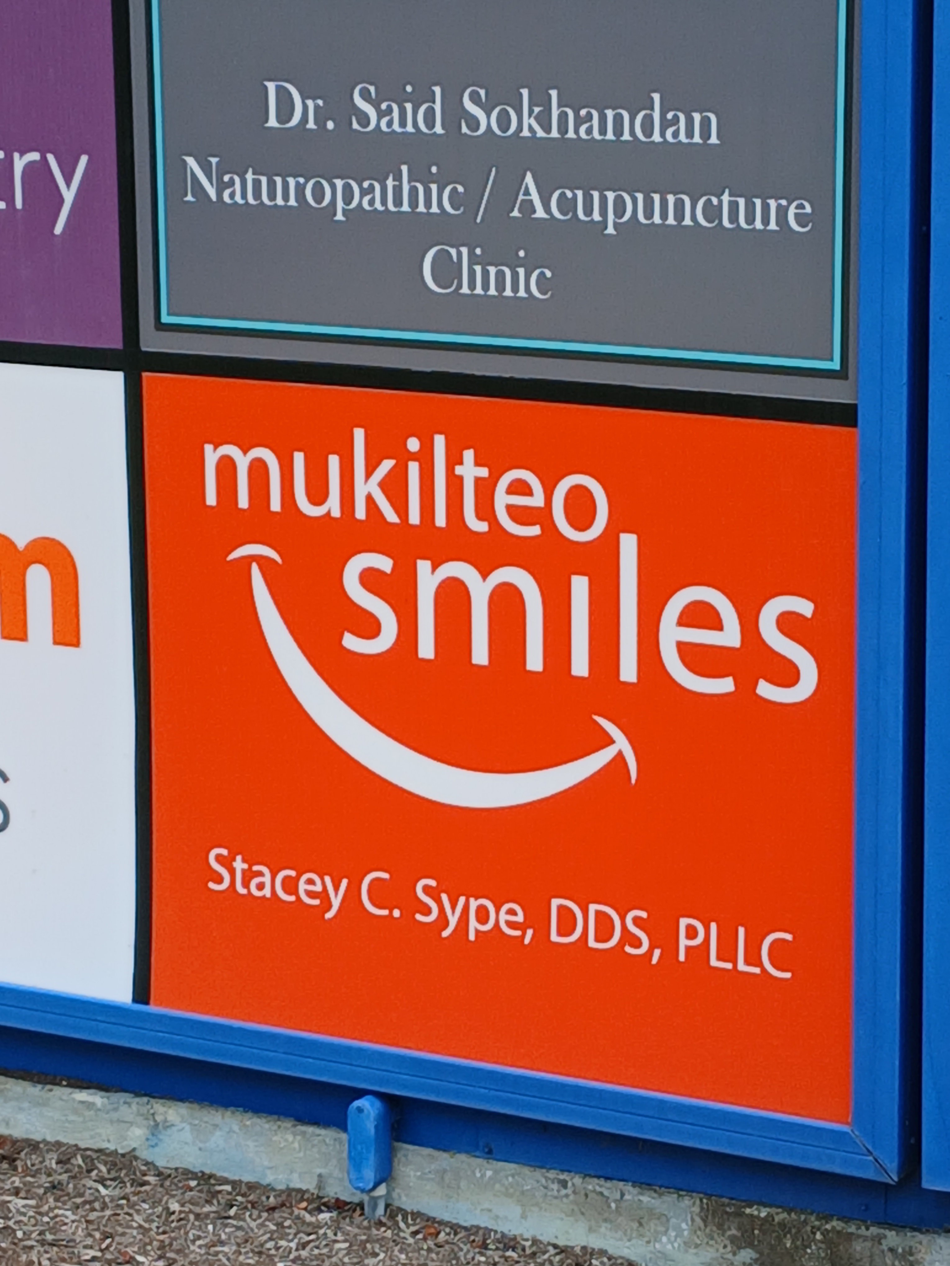 Dr. Sype Dental sign image
